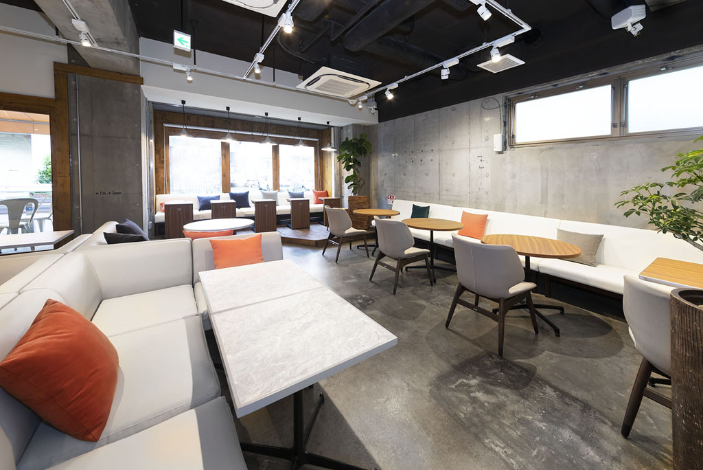 LATTE BEANS & ROASTERS 自由が丘本店